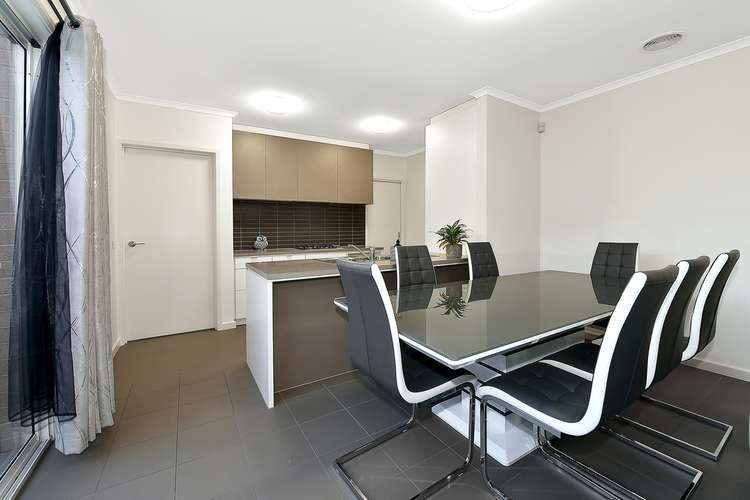 Second view of Homely house listing, 23 Excelsior Circuit, Mulgrave VIC 3170