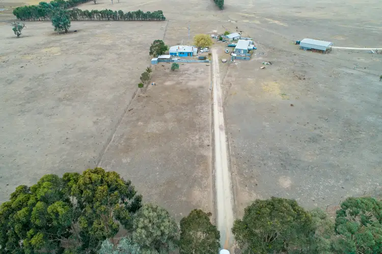 161 Deep Creek Road, Chiltern VIC 3683