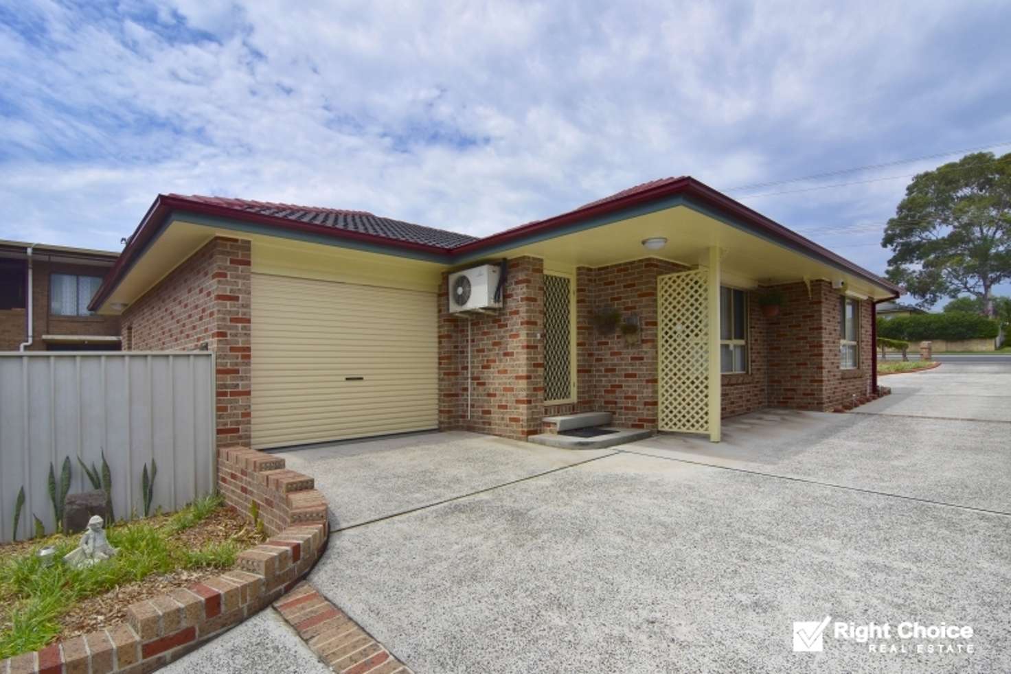Main view of Homely villa listing, 1/225 Princes Highway, Albion Park Rail NSW 2527