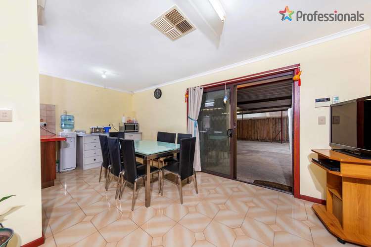Sixth view of Homely house listing, 17 Shakespeare Drive, Delahey VIC 3037