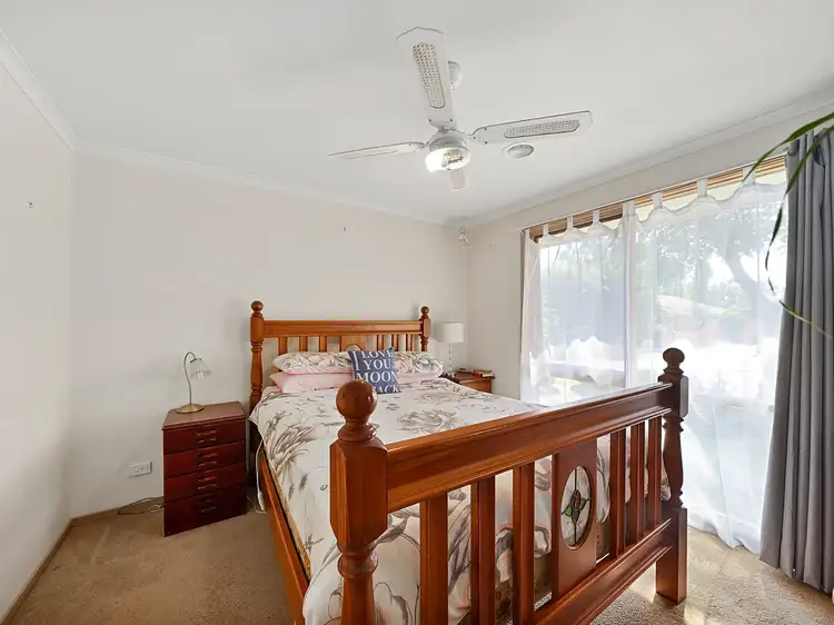 Fifth view of Homely house listing, 35 Willora Crescent, Cranbourne West VIC 3977