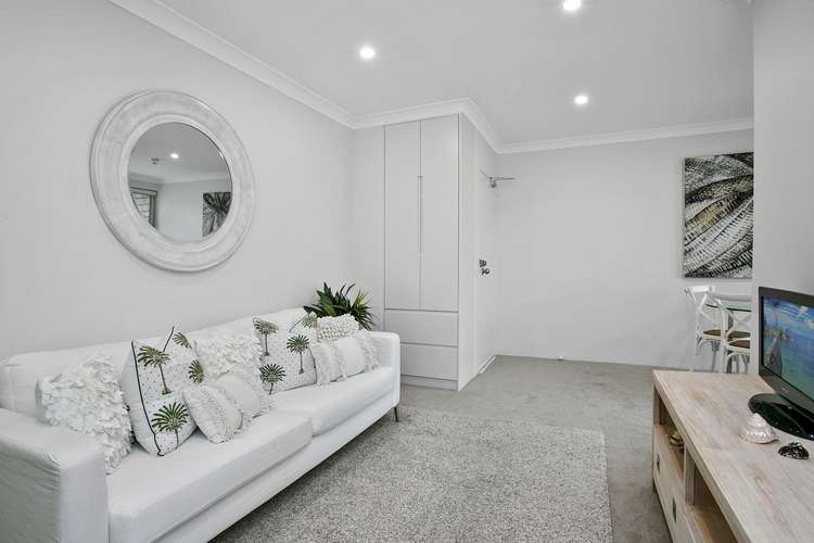 Second view of Homely unit listing, 29/12 Ronald Avenue, Freshwater NSW 2096