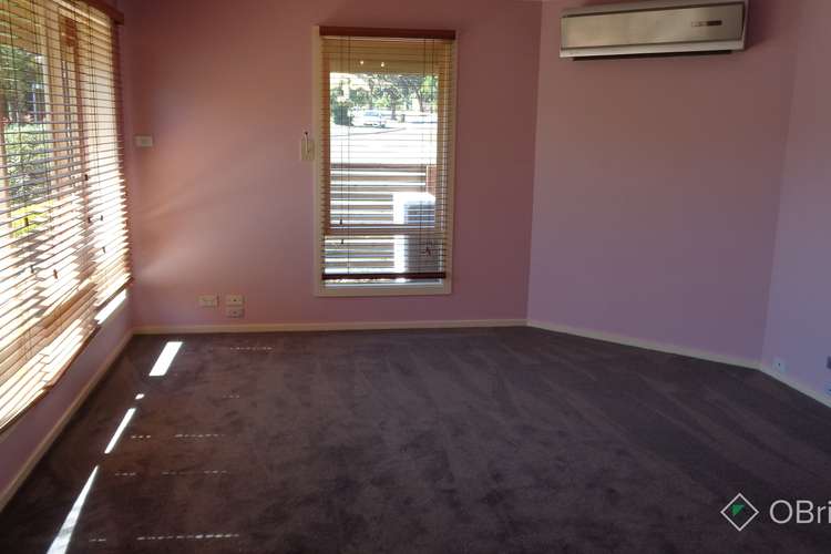 Second view of Homely house listing, 5 Gum Court, Cranbourne North VIC 3977