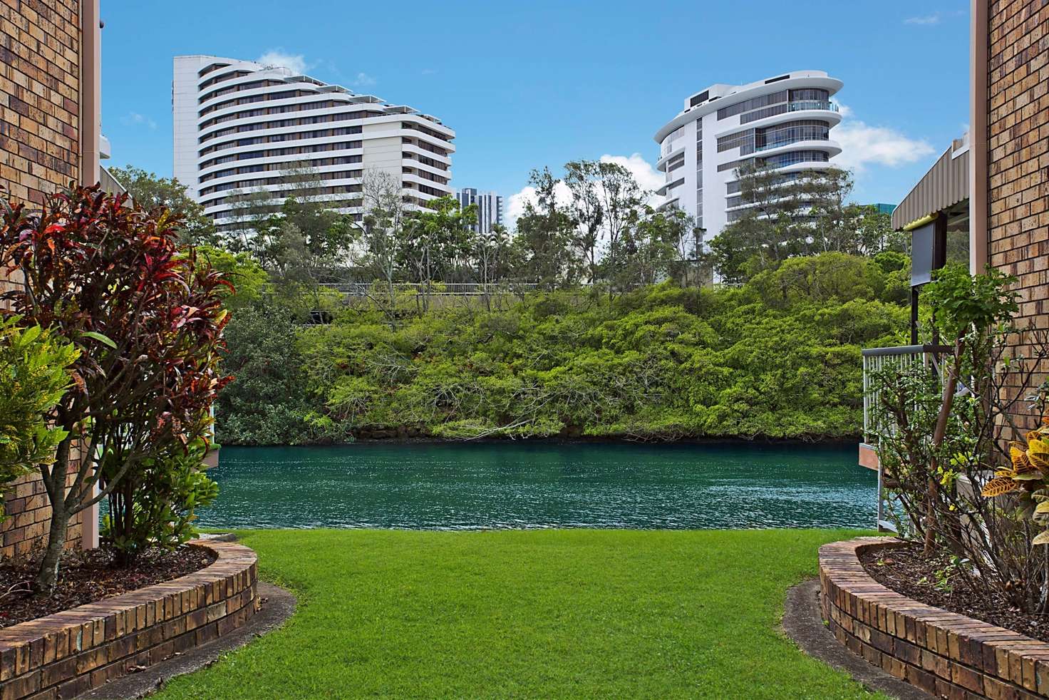 Main view of Homely townhouse listing, 3/5-7 Hooker Boulevard, Broadbeach Waters QLD 4218