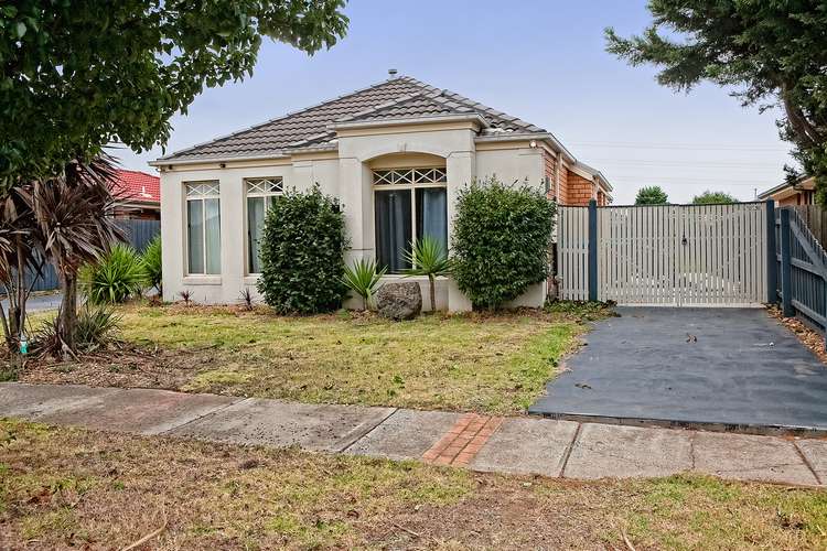 Second view of Homely house listing, 8 Middleham Close, Cranbourne West VIC 3977