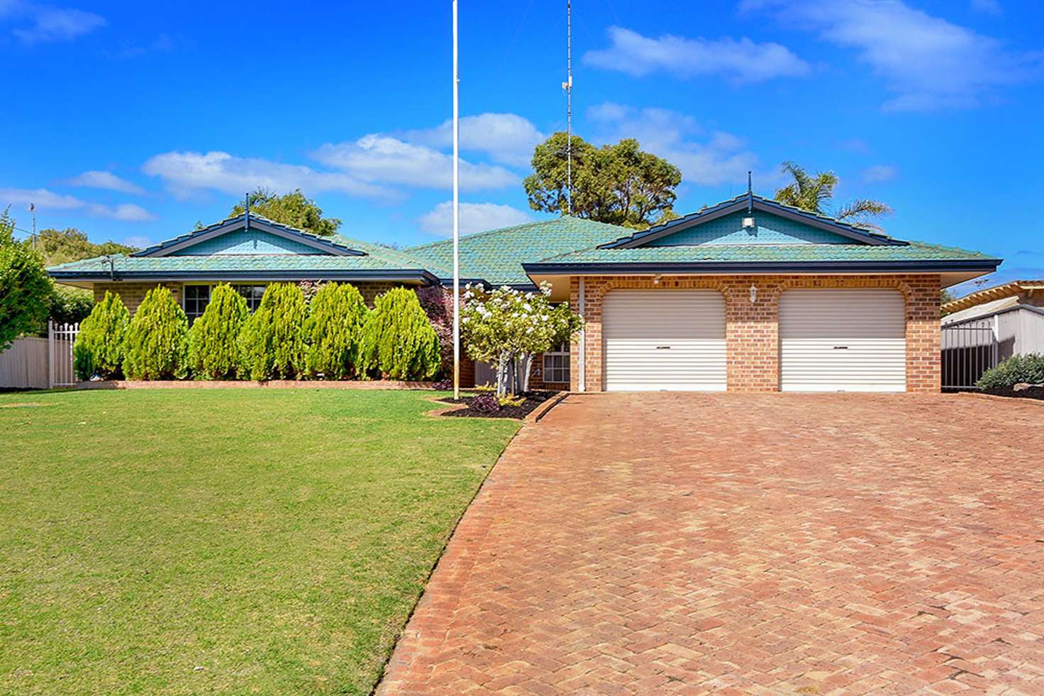 Main view of Homely house listing, 10 Coronation Drive, Binningup WA 6233