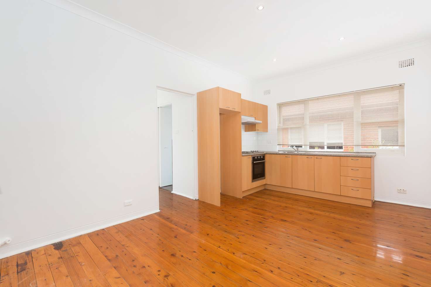 Main view of Homely unit listing, 6/1 Wilbar Avenue, Cronulla NSW 2230