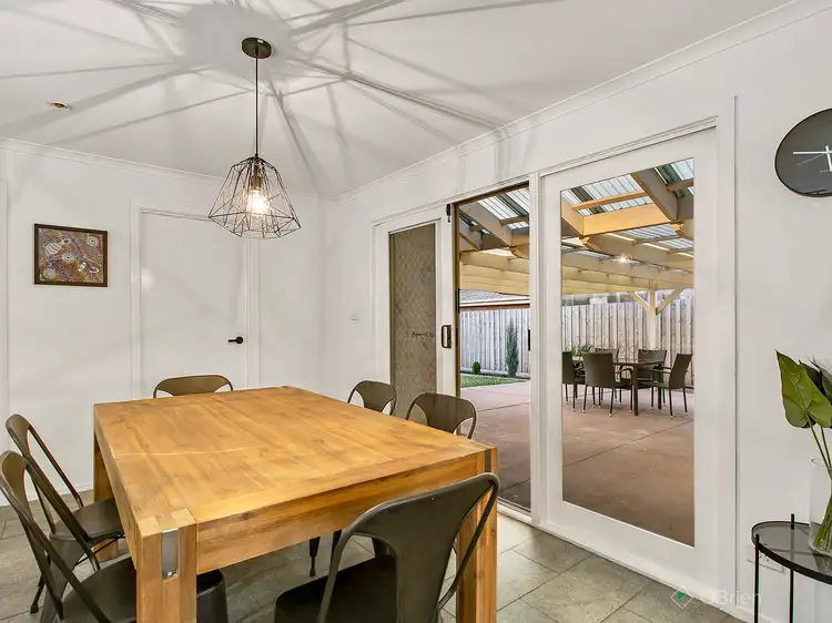 Sixth view of Homely house listing, 3 Annand Close, Cranbourne West VIC 3977