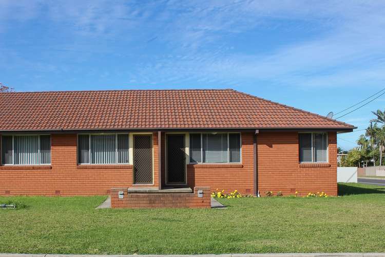Main view of Homely unit listing, 2/162 Rothery Street, Bellambi NSW 2518