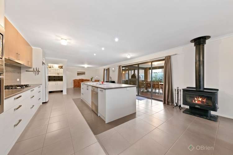 Fifth view of Homely house listing, 4 Emerald Crescent, Koo Wee Rup VIC 3981