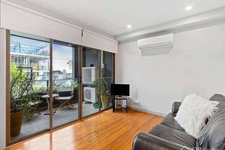 Fourth view of Homely apartment listing, 1/11 Railway Crescent, Hampton VIC 3188