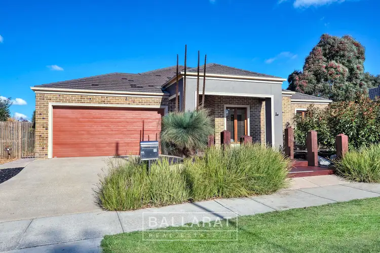 12 Macarthur Park Boulevard, Miners Rest VIC 3352