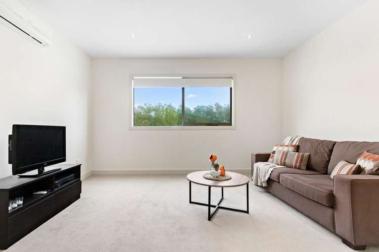 Sixth view of Homely townhouse listing, 29 Prince Street, Mornington VIC 3931