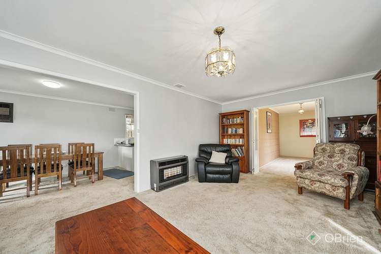 Fifth view of Homely house listing, 2 Armstrong Avenue, Drouin VIC 3818