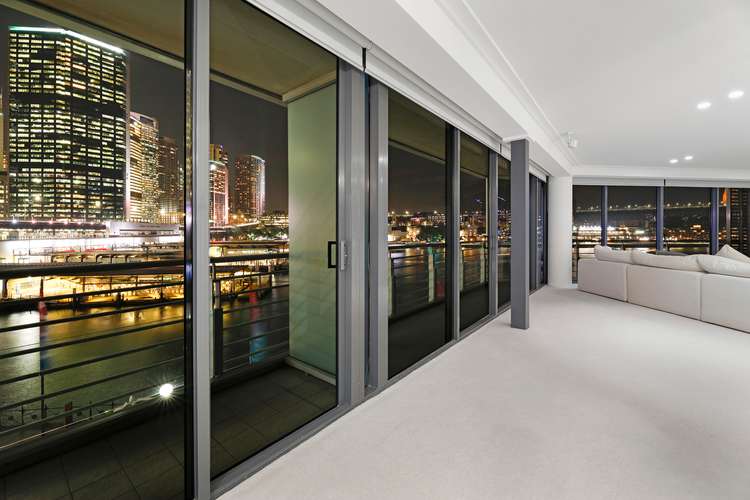 Third view of Homely apartment listing, 24/7 Macquarie Street, Sydney NSW 2000