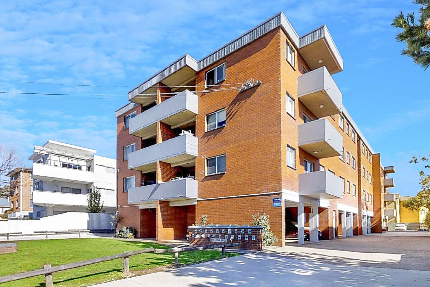 Main view of Homely unit listing, 6/11 Crest Road, Queanbeyan NSW 2620