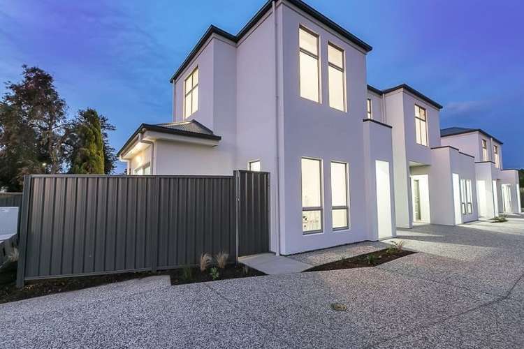 Main view of Homely townhouse listing, 1/17 Pearce Street, Christies Beach SA 5165