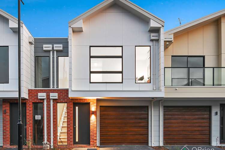 Main view of Homely townhouse listing, 11 Mulberry Grove, Keysborough VIC 3173