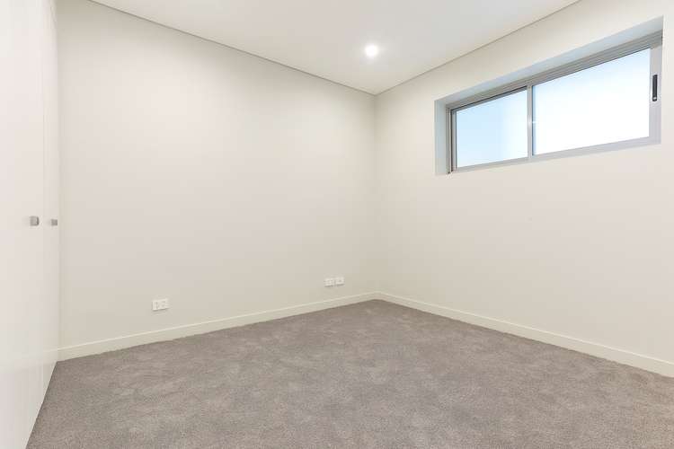 Fifth view of Homely apartment listing, 202/350 Oxford Street, Bondi Junction NSW 2022