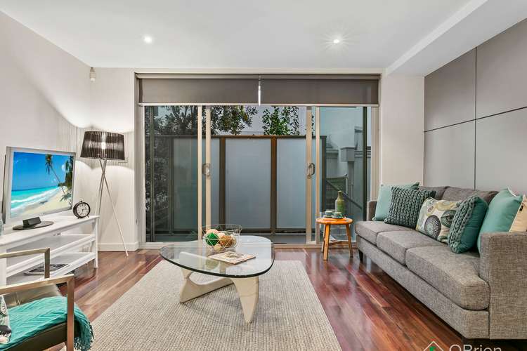 Third view of Homely apartment listing, 2/25 Nepean Highway, Aspendale VIC 3195