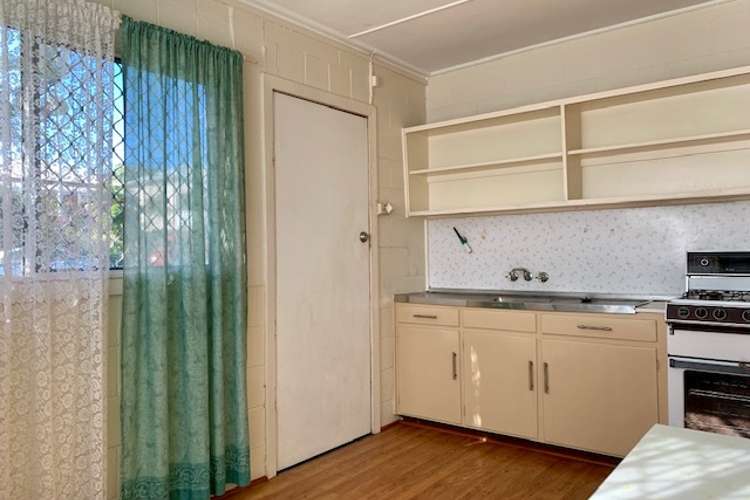 Fifth view of Homely unit listing, 3/48 Yamboyna Street, Manly QLD 4179