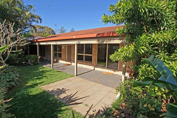 Main view of Homely semiDetached listing, 2/170 Alcorn Street, Suffolk Park NSW 2481
