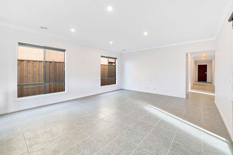 Fourth view of Homely house listing, 152 Thoroughbred Drive, Clyde North VIC 3978