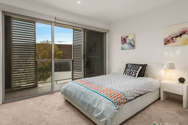Fifth view of Homely house listing, 23 Silverash Drive, Bundoora VIC 3083