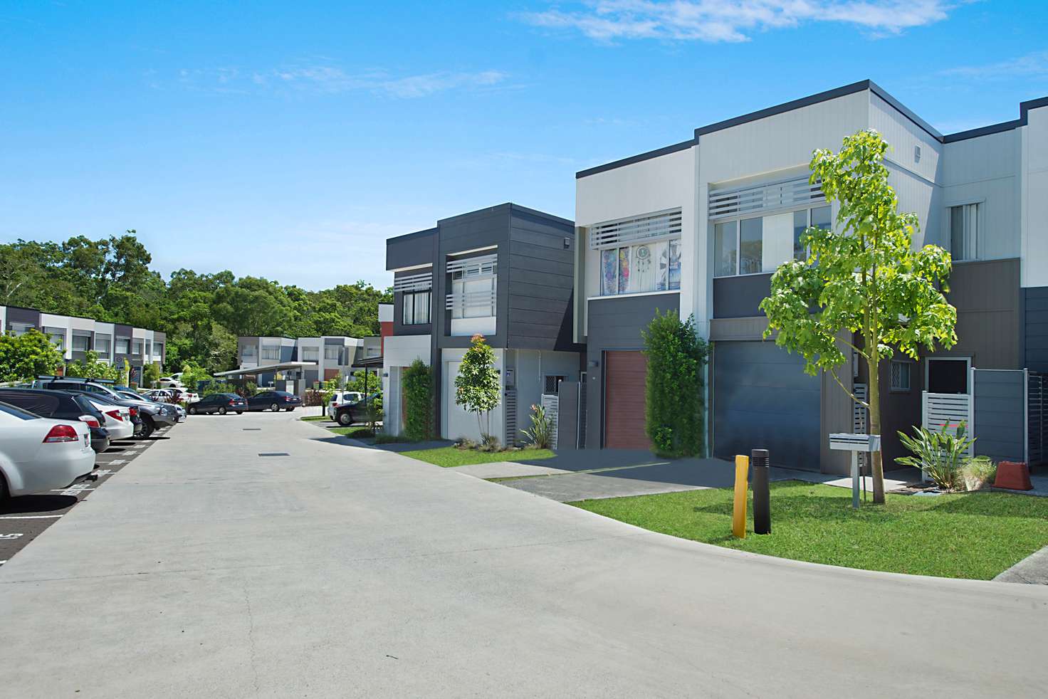 Main view of Homely townhouse listing, 13/460 Pine Ridge Road, Coombabah QLD 4216