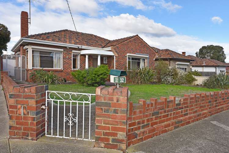 Main view of Homely house listing, 32 Balmoral Avenue, Pascoe Vale South VIC 3044