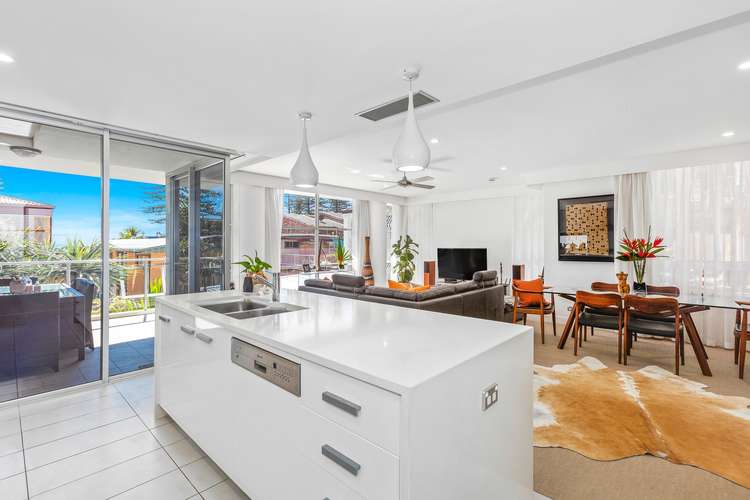 Main view of Homely unit listing, 2/11 Eden Avenue, Rainbow Bay QLD 4225
