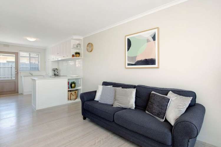 Fourth view of Homely unit listing, 3/20 Beatty Parade, Mornington VIC 3931