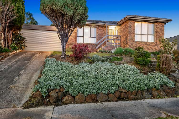 5 Hughes Close, Endeavour Hills VIC 3802