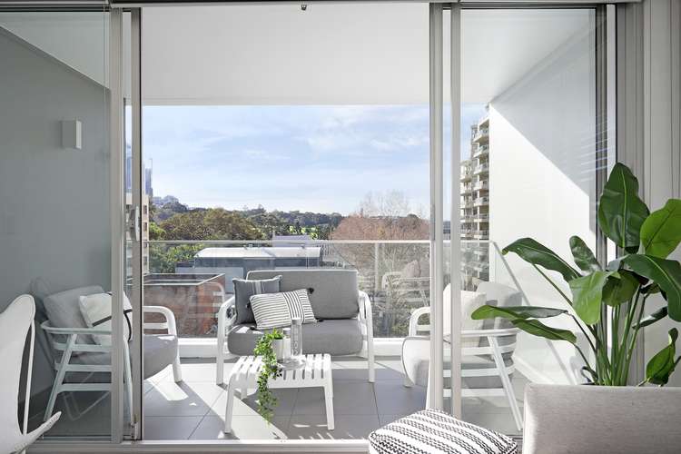 Second view of Homely apartment listing, 60/60-70 William Street, Woolloomooloo NSW 2011