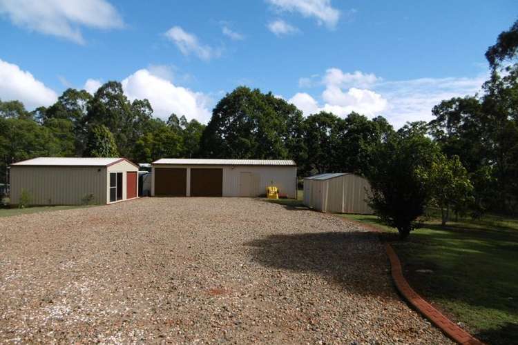Second view of Homely house listing, 32 Lakeview Drive, Apple Tree Creek QLD 4660
