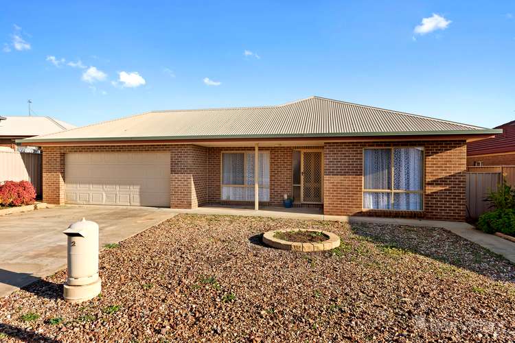 Main view of Homely house listing, 2 Cresthaven Place, East Bendigo VIC 3550