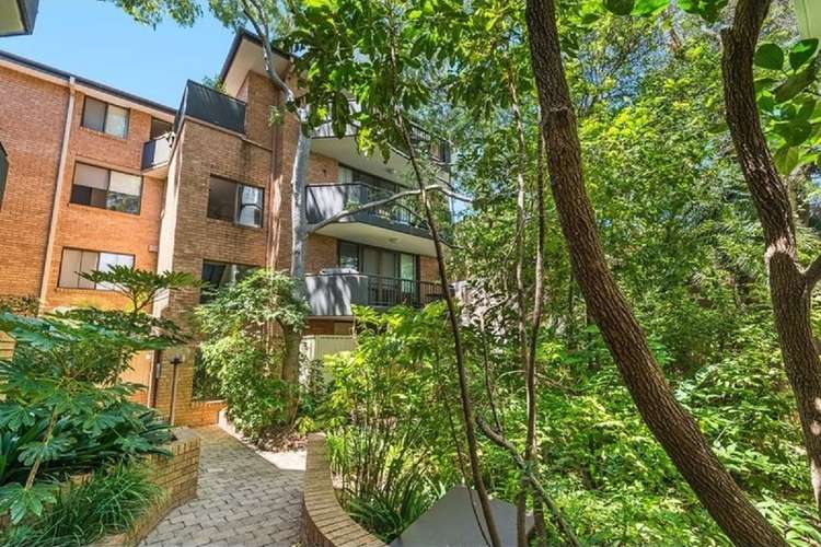 Main view of Homely unit listing, 2/1 Parraween Street, Cremorne NSW 2090