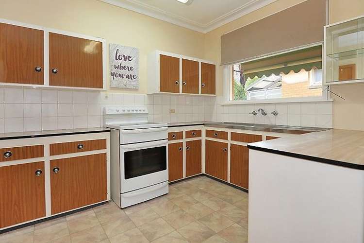 Second view of Homely house listing, 8 Gordonia Court, Ballarat North VIC 3350