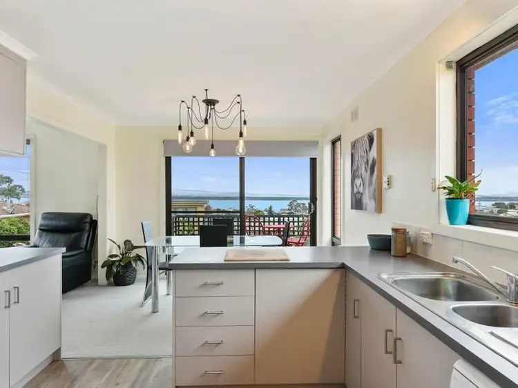 10 Darwin Street, Midway Point TAS 7171