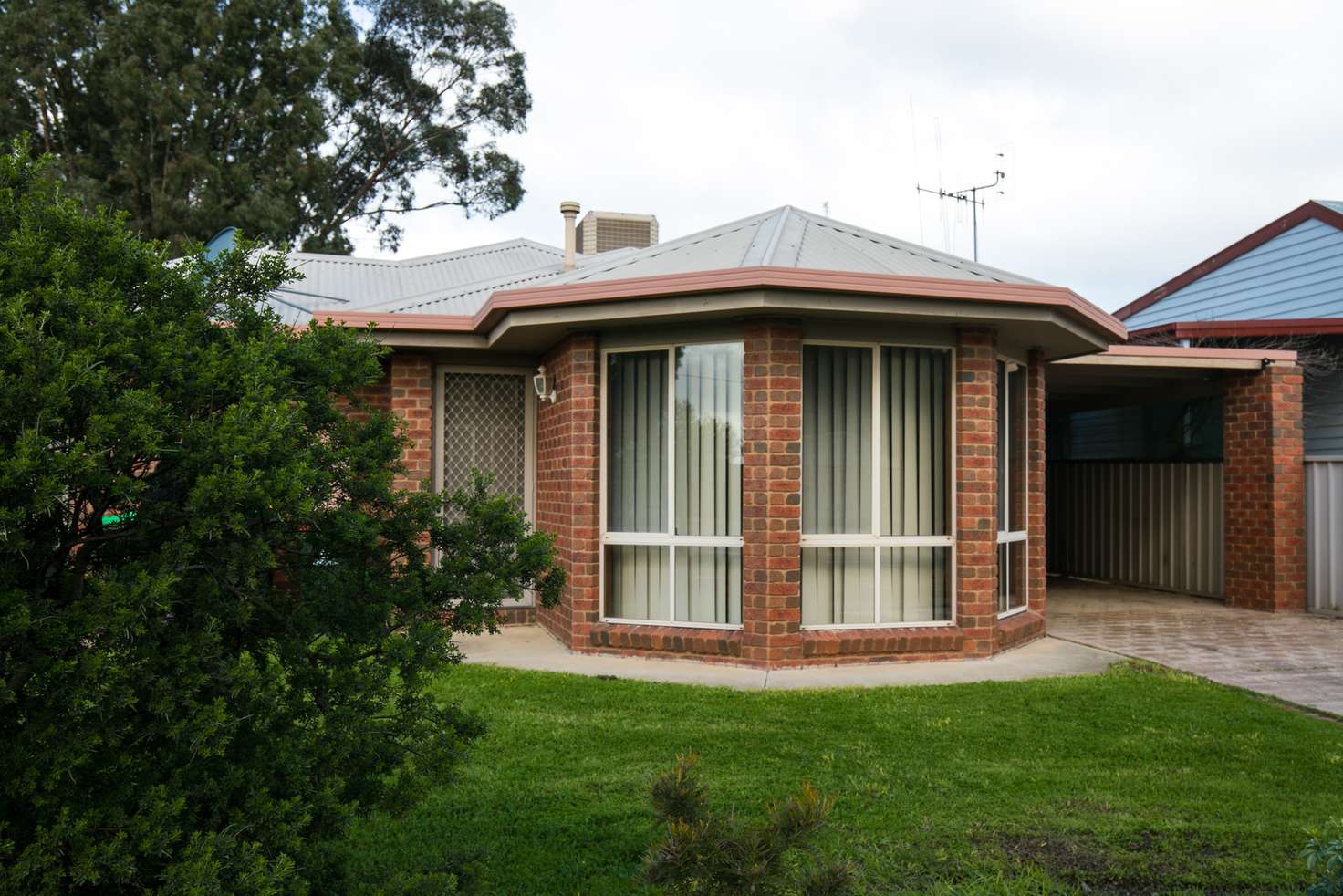 Main view of Homely house listing, 2 Johnstone Street, East Bendigo VIC 3550