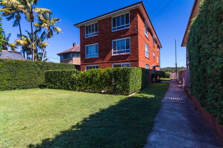 Fifth view of Homely apartment listing, 4/1a Northcote Avenue, Fairlight NSW 2094