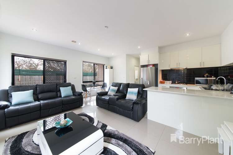 Main view of Homely unit listing, 3/26 Pyalong Crescent, Dallas VIC 3047