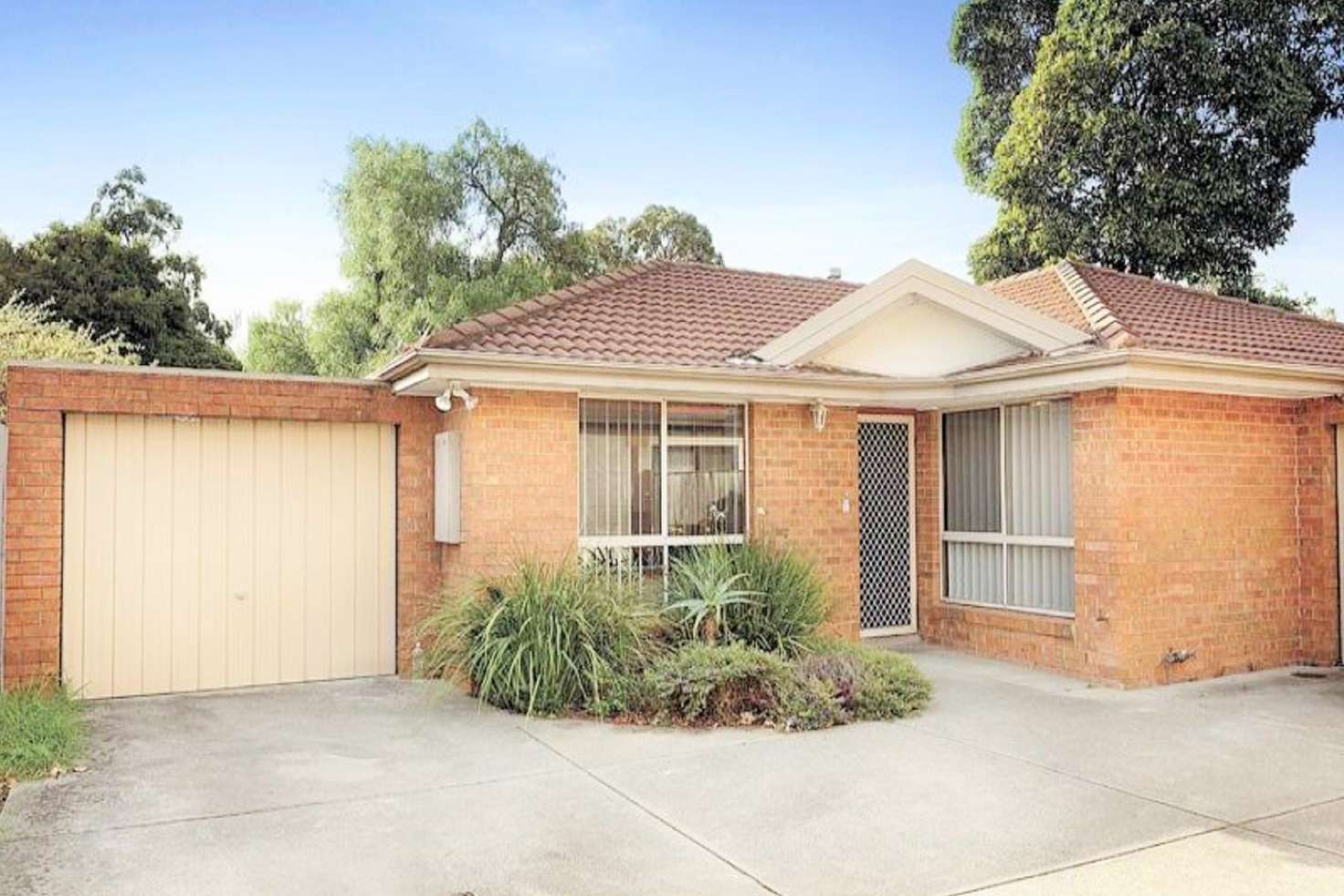 Main view of Homely unit listing, 2/48 Marshall Avenue, Clayton VIC 3168
