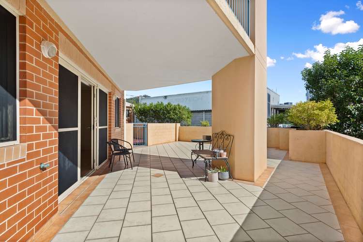 Main view of Homely unit listing, 3/12-14 Hills Street, Gosford NSW 2250