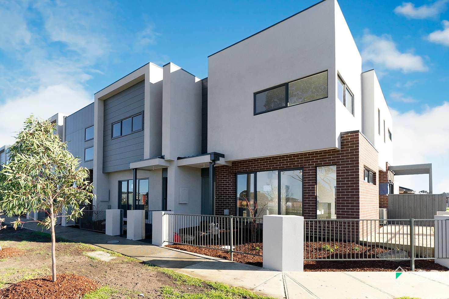 Main view of Homely townhouse listing, 2 Langley Way, Pakenham VIC 3810