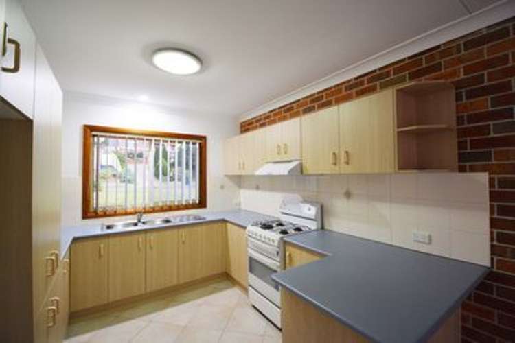 Second view of Homely semiDetached listing, 1/16 Honey Eater Drive, Blackbutt NSW 2529