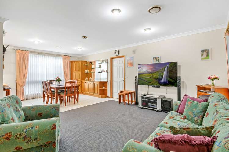 Fifth view of Homely house listing, 15 Hawkesbury Avenue, Hillside VIC 3037