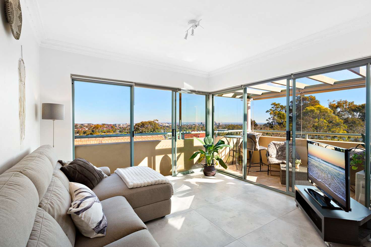 Main view of Homely apartment listing, 10/11-13 Hendy Avenue, Coogee NSW 2034
