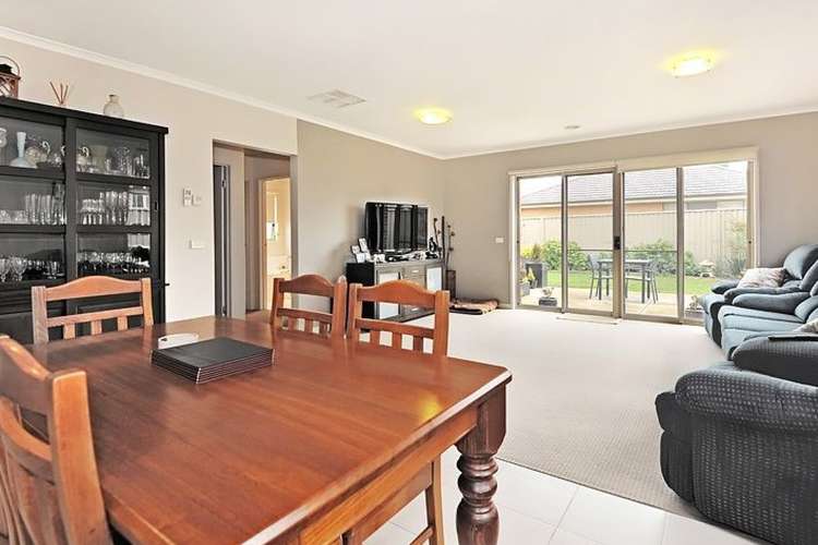 Fifth view of Homely house listing, 44 Clovedale Avenue, Alfredton VIC 3350