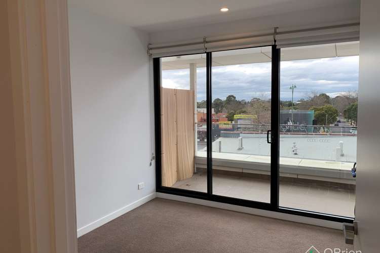 Fifth view of Homely apartment listing, 303/4 Station Street, Blackburn VIC 3130